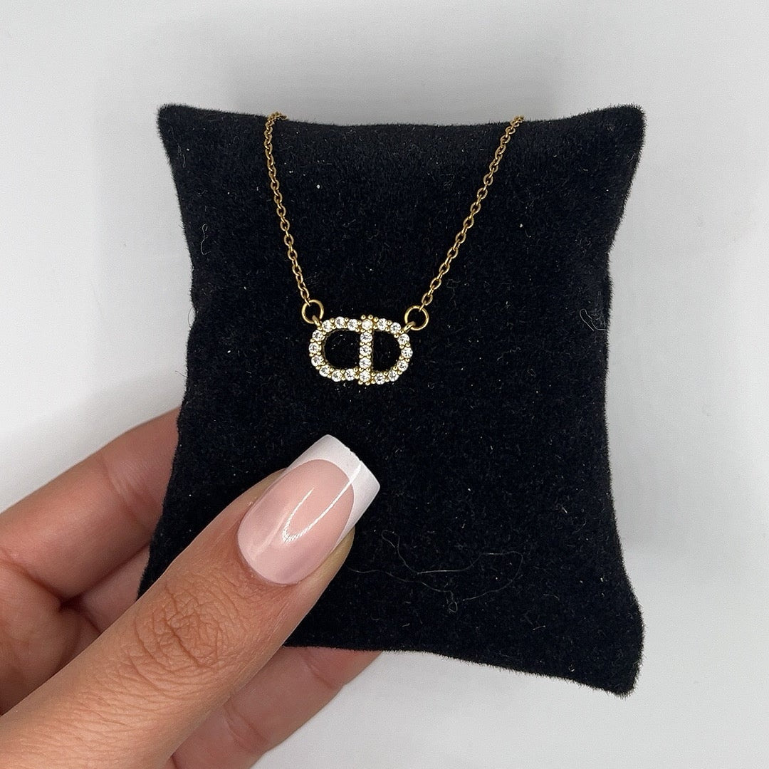 CD | Necklace – Gold