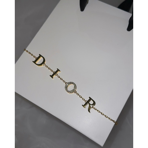 CD | Bracelet – Gold