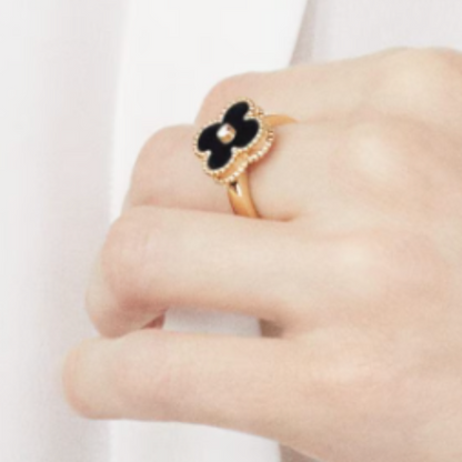 Amber | Ring – Black/Gold